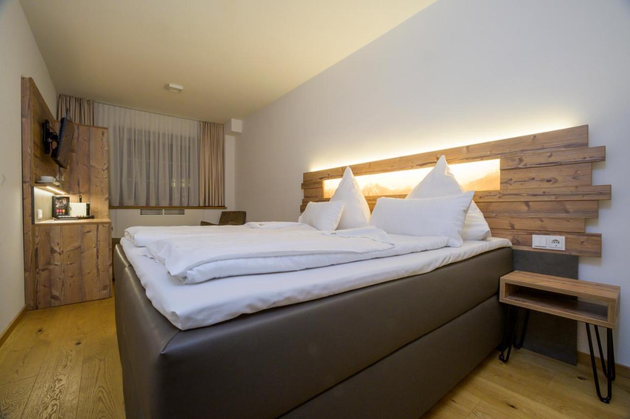 אשברג Landhotel Jagdschloesschen מראה חיצוני תמונה