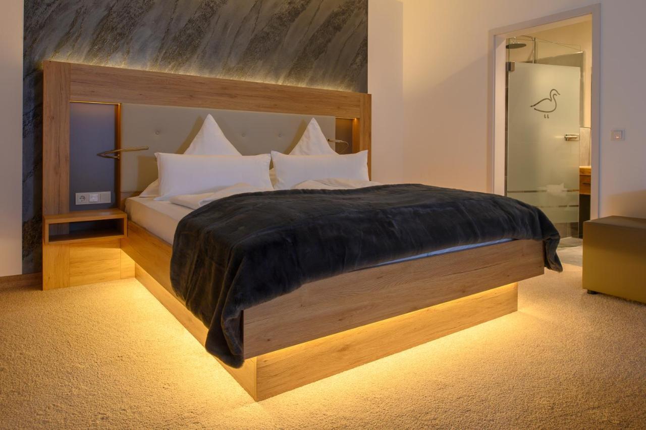 אשברג Landhotel Jagdschloesschen מראה חיצוני תמונה