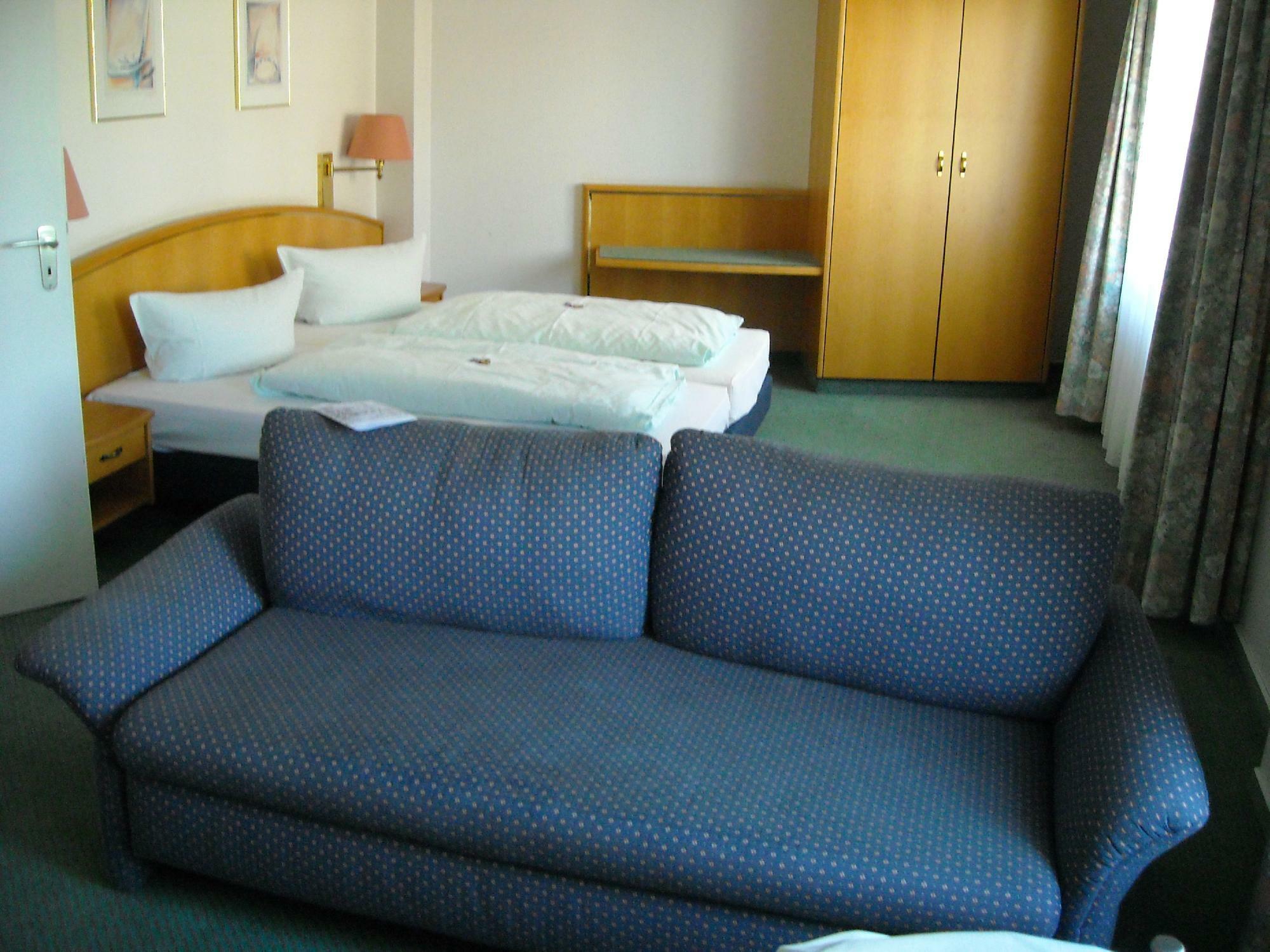 אשברג Landhotel Jagdschloesschen מראה חיצוני תמונה